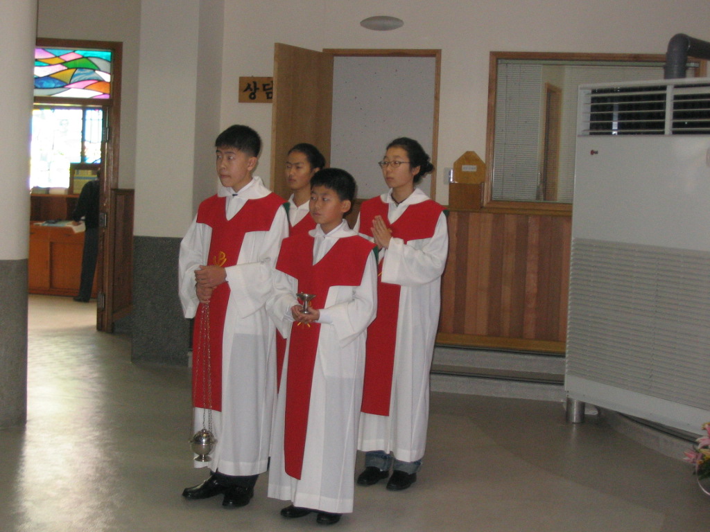 img 05-230.jpg