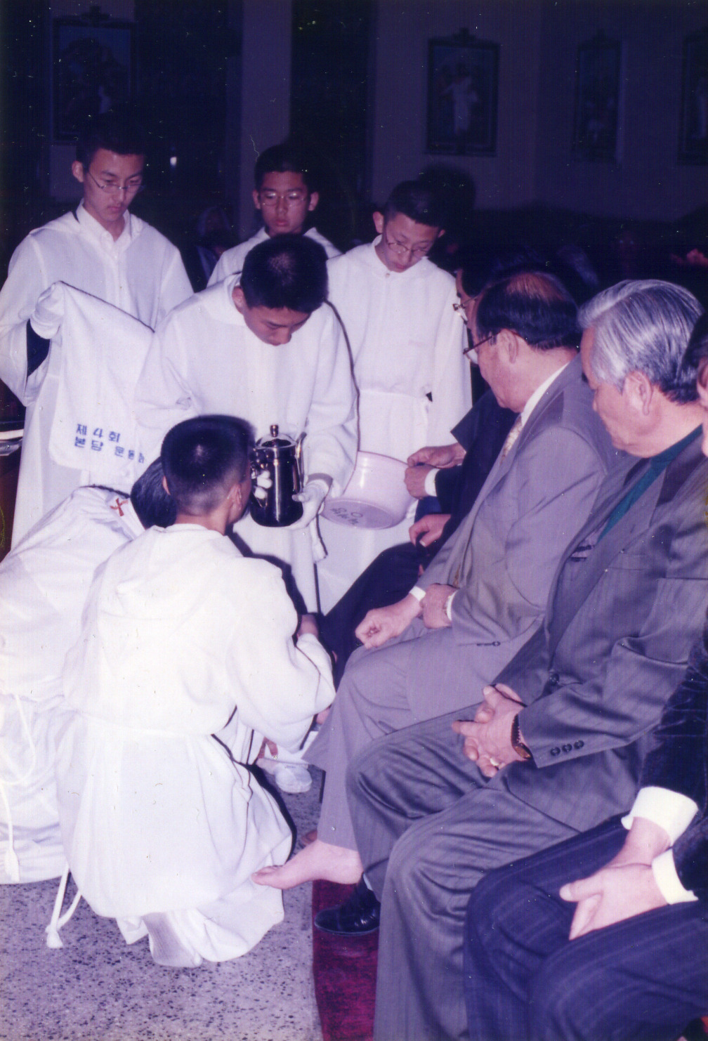 img97-10.jpg