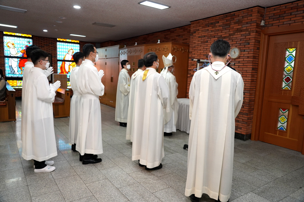 [크기변환]손삼석 요셉 주교님 미사집전 1.JPG