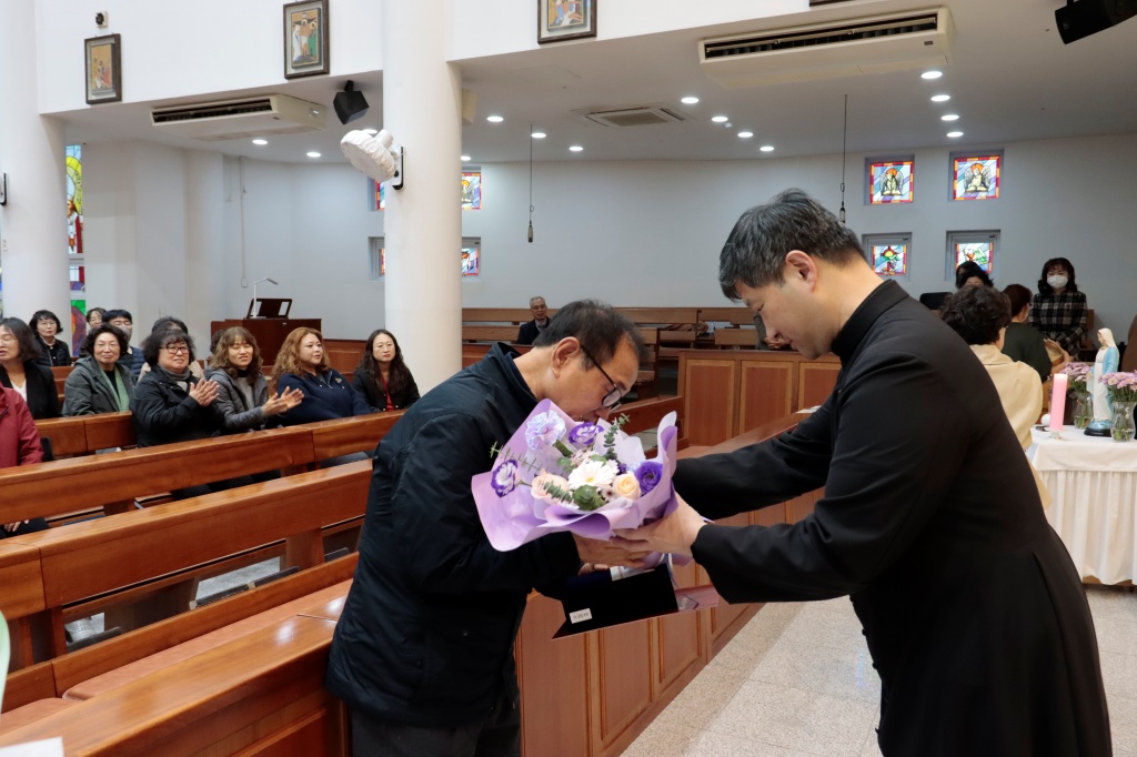 2025_11_16 연차총친목회(13).JPG