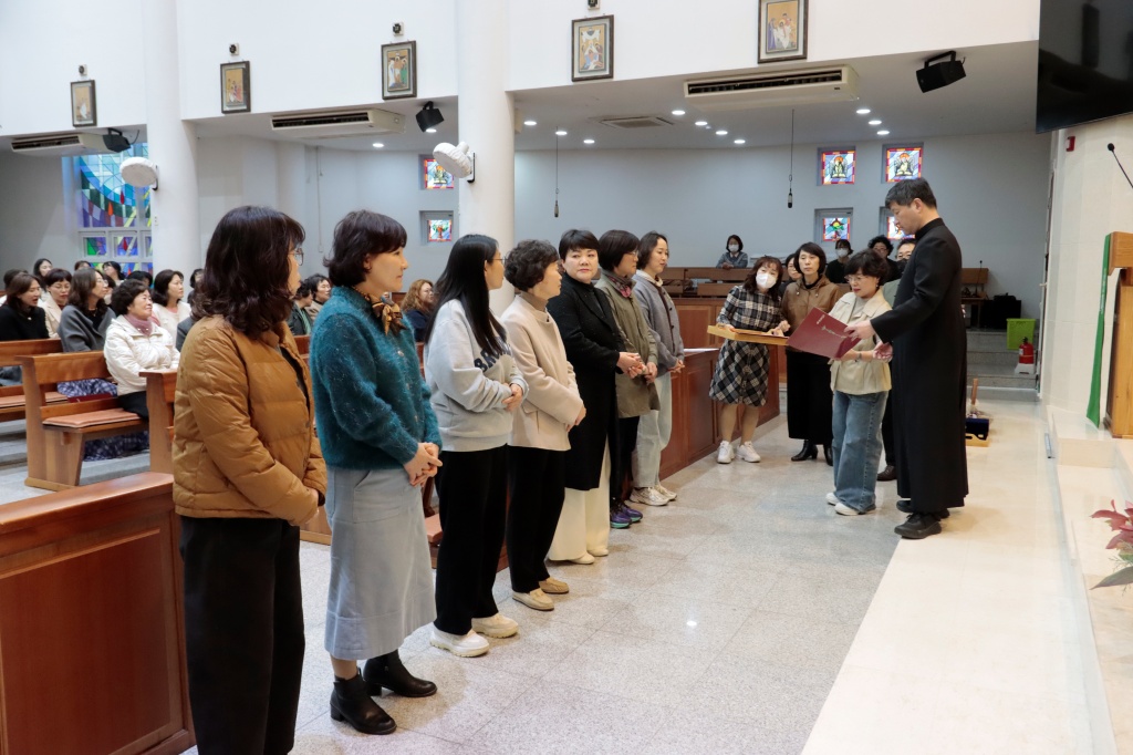 2025_11_16 연차총친목회(7).JPG