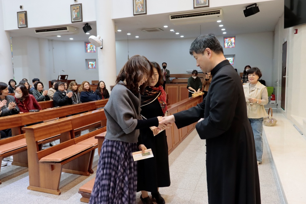 2025_11_16 연차총친목회(16).JPG