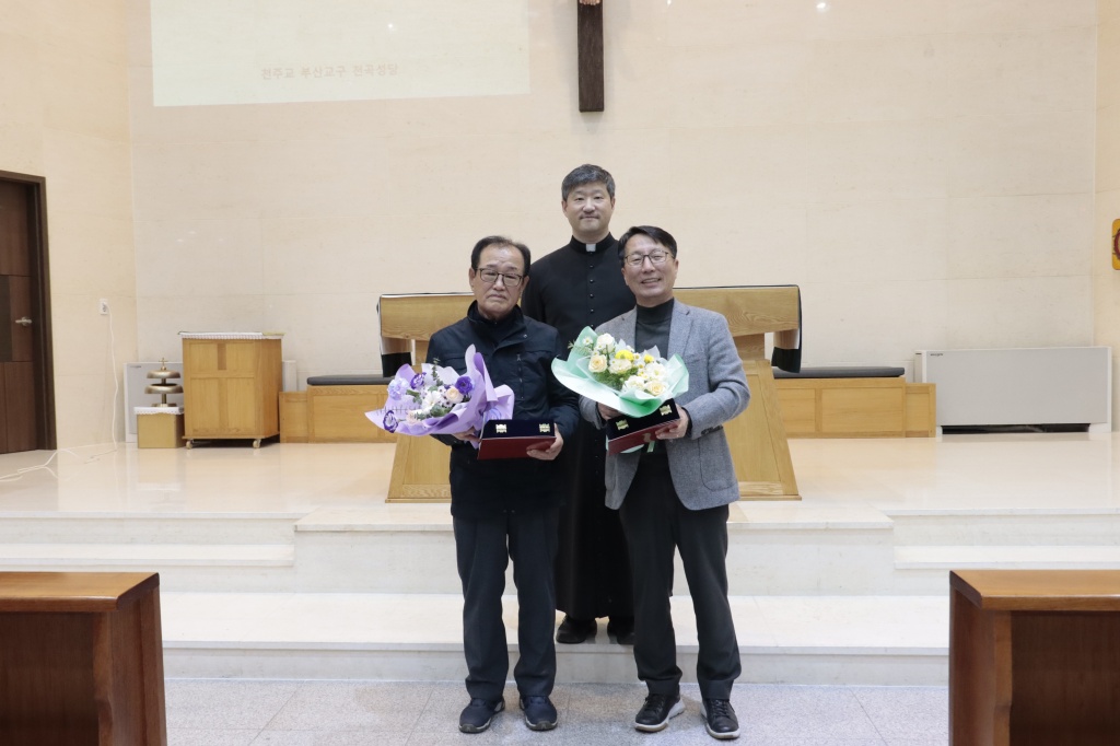 2025_11_16 연차총친목회(14).JPG