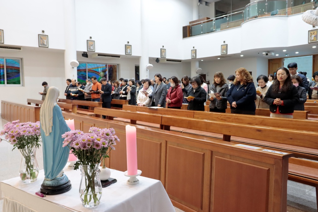 2025_11_16 연차총친목회(2).JPG