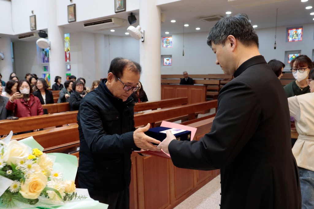 2025_11_16 연차총친목회(12).JPG