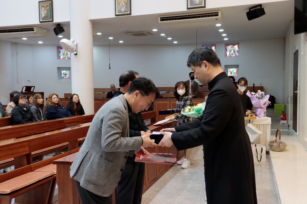 2025_11_16 연차총친목회(10).JPG