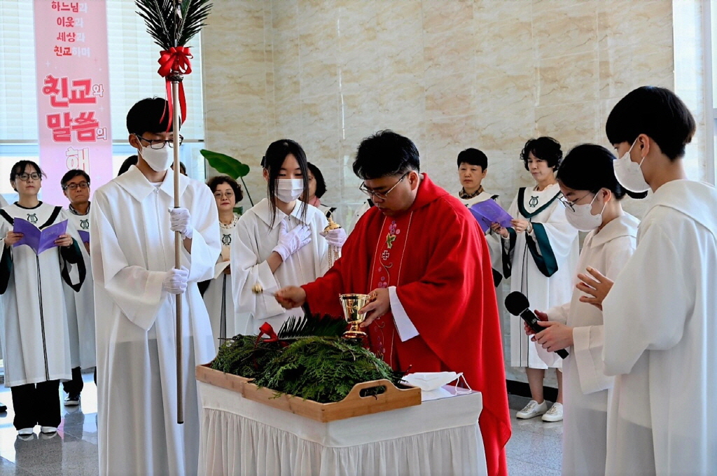 2023_04_02 성지주일(5).jpg