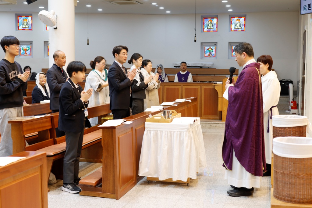 2025_12_21 세례식 (9).JPG