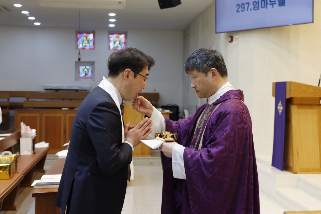 2025_12_21 세례식 (23).JPG