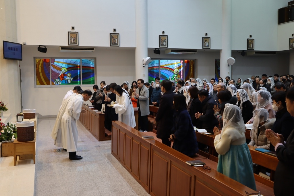 2024_12_25 주님 성탄 대축일 (11).JPG