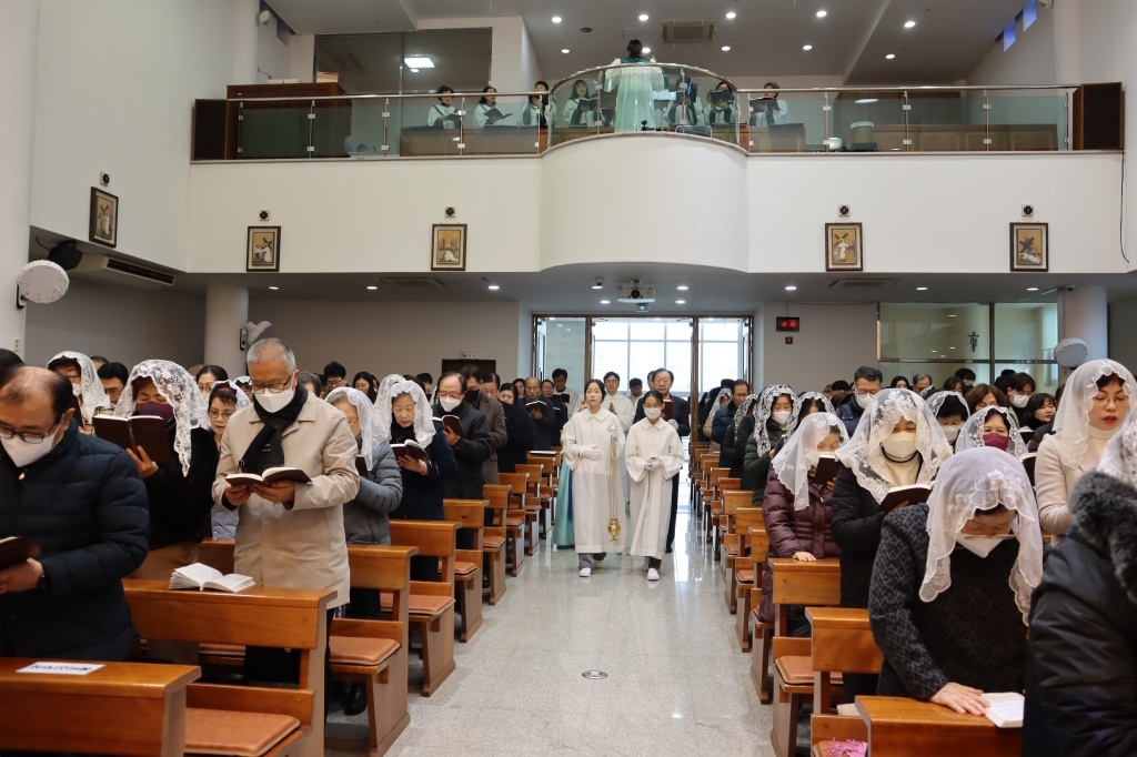 2024_12_25 주님 성탄 대축일 (1).JPG