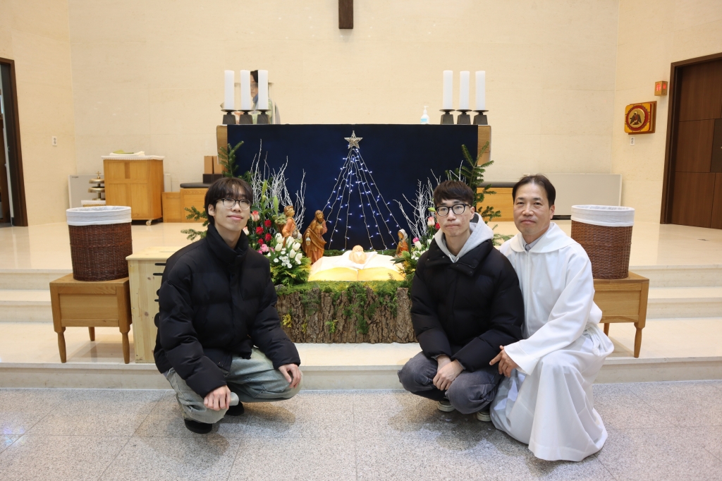 2024_12_25 주님 성탄 대축일 이모저모 (27).JPG