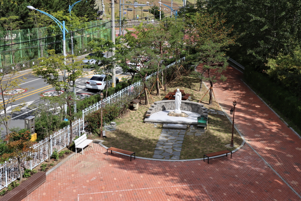 2012_09_19  성모동산(2).JPG