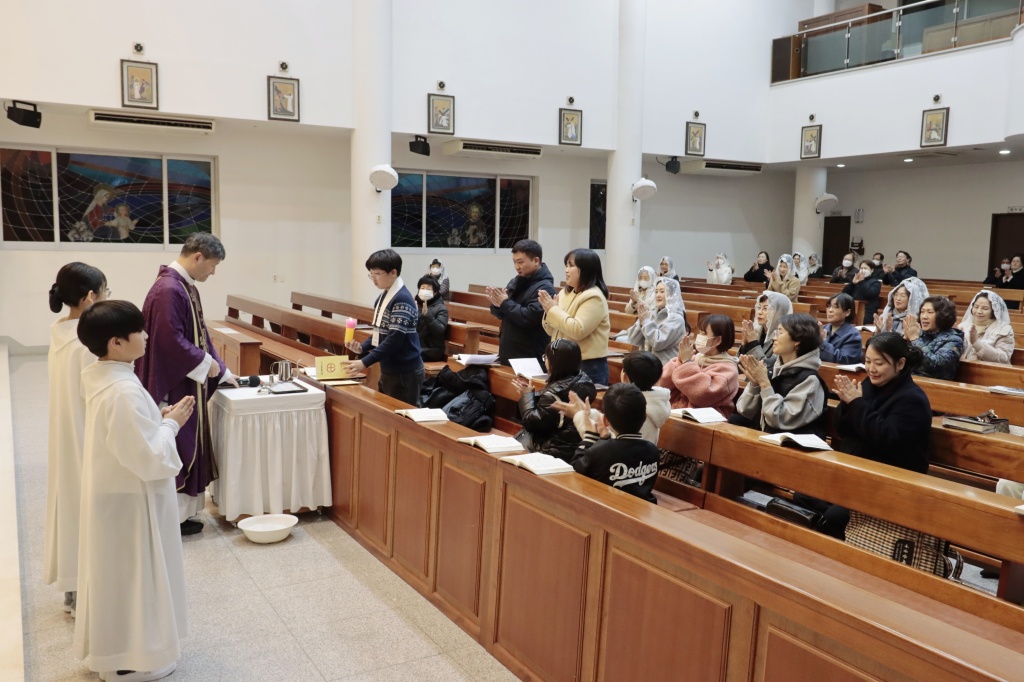 2025_12_02 세례식 (10).JPG