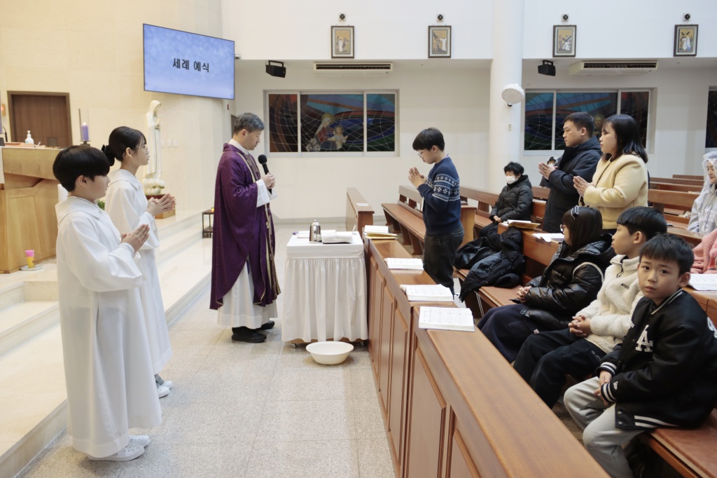 2025_12_02 세례식 (4).JPG