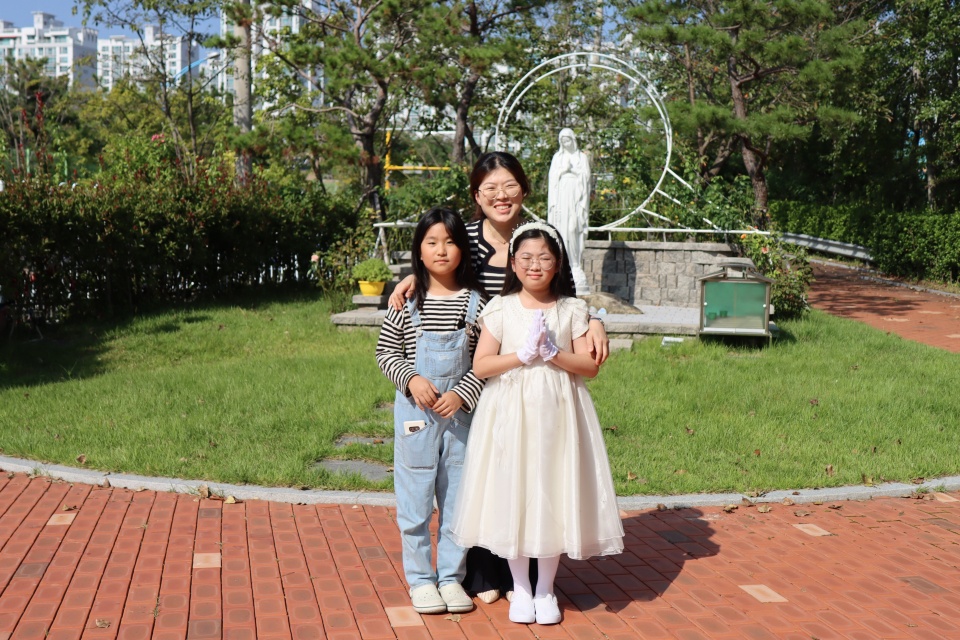2024_10_12 첫영성체 기념사진 (16).JPG
