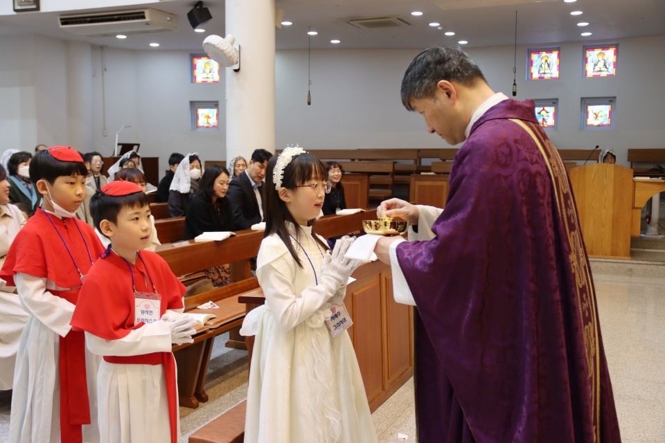 2025_12_07 첫영성체 (30).JPG