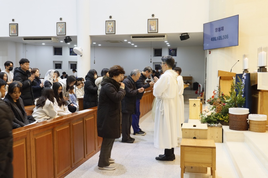 2025_12_24 성탄 성야미사 (28).JPG