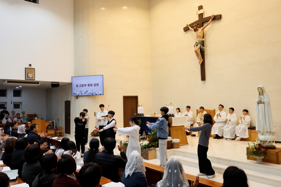 2025_12_24 성탄 성야미사 (34).JPG