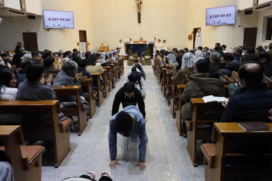 2025_12_24 성탄 성야미사 (35).JPG