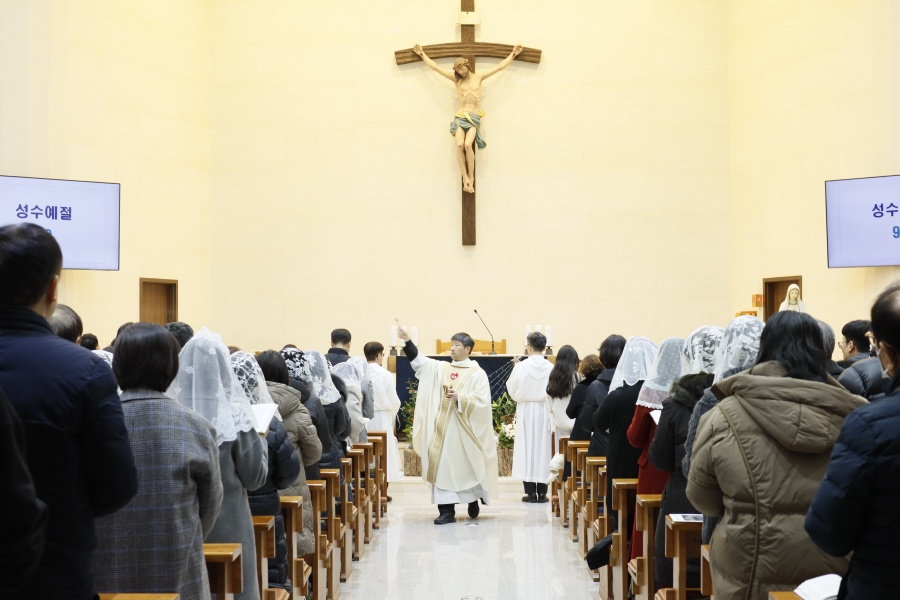 2025_12_24 성탄 성야미사 (6).JPG