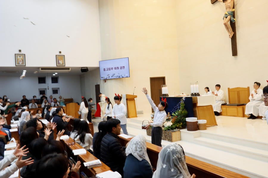 2025_12_24 성탄 성야미사 (38).JPG