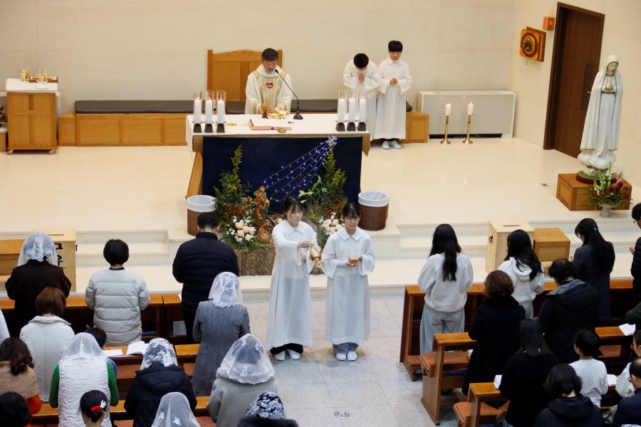 2025_12_24 성탄 성야미사 (24).JPG