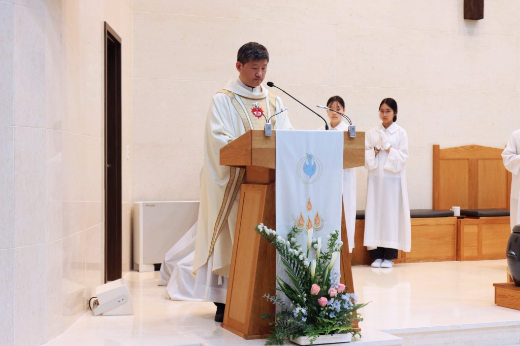 2025_04_19 주님 부활 대축일 파스카성야 (25).JPG