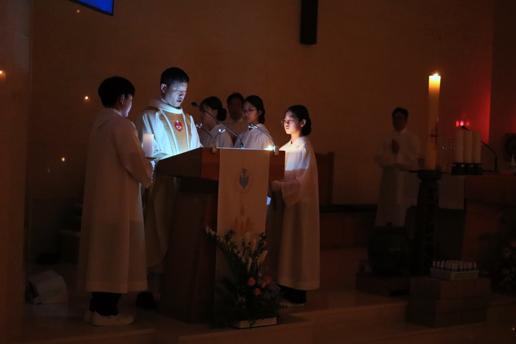 2025_04_19 주님 부활 대축일 파스카성야 (16).JPG