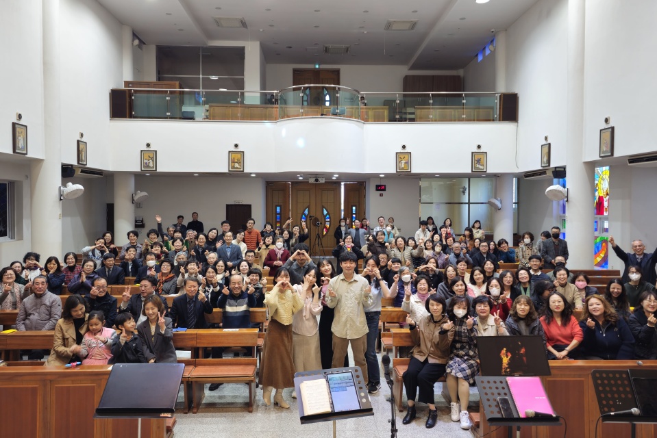 2025_11_17 연총 1부 오후의정원 (24).jpg