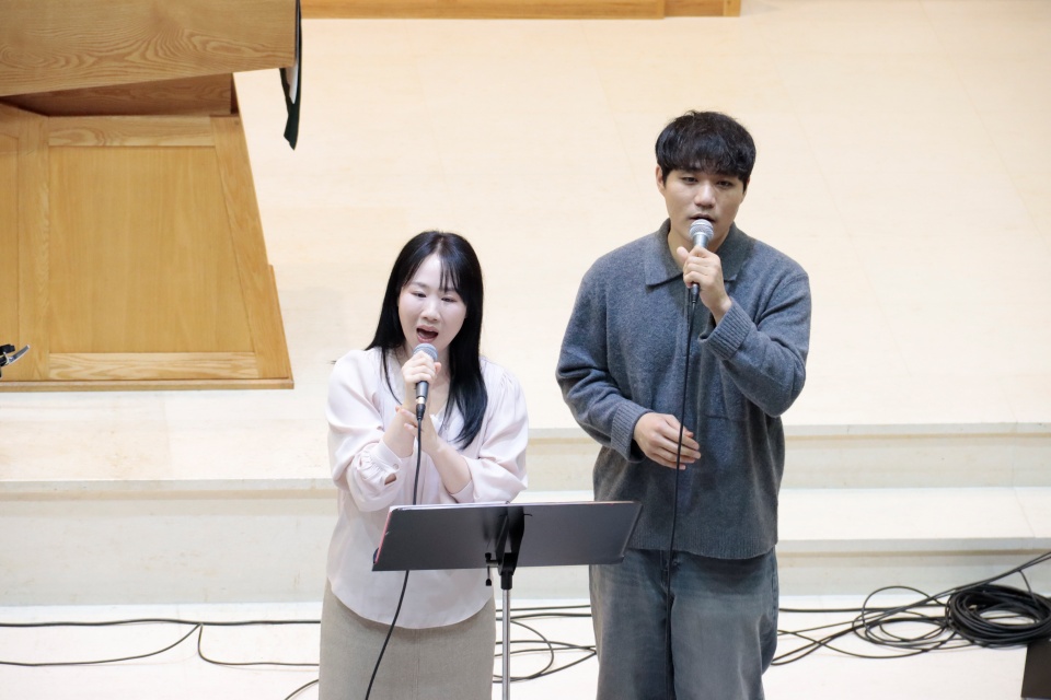 2025_11_17 연총 1부 오후의정원 (7).JPG