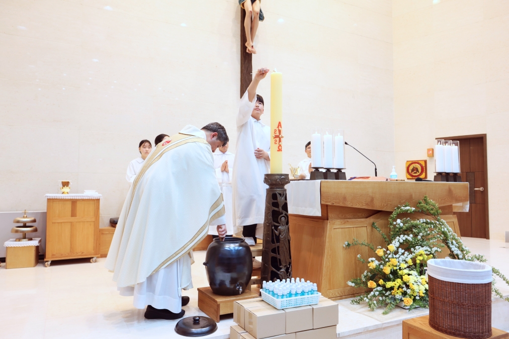 2025_04_19 주님 부활 대축일 파스카성야 (43).JPG