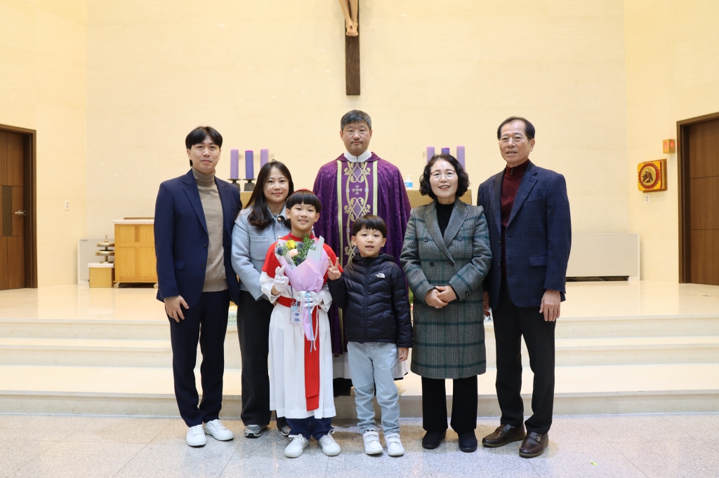 2024_12_01 첫 영성체 (55).JPG