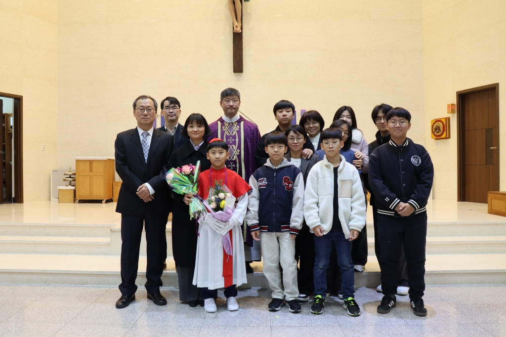 2024_12_01 첫 영성체 (61).JPG
