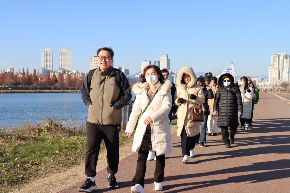 2024_12_14 도보성지순례(7).JPG