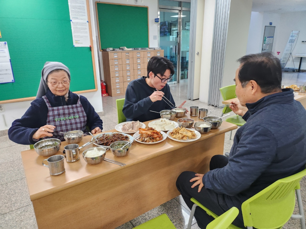 KakaoTalk_20241214_125144800_07.jpg