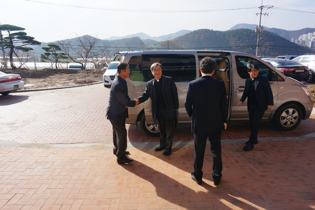 대리구장님 방문2.jpg