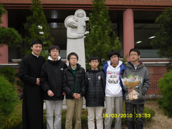 2SDC10425.jpg