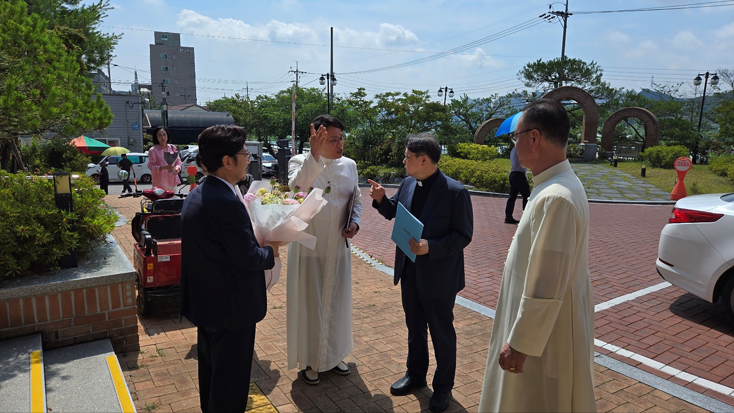 KakaoTalk_20250615_143913434_02.jpg