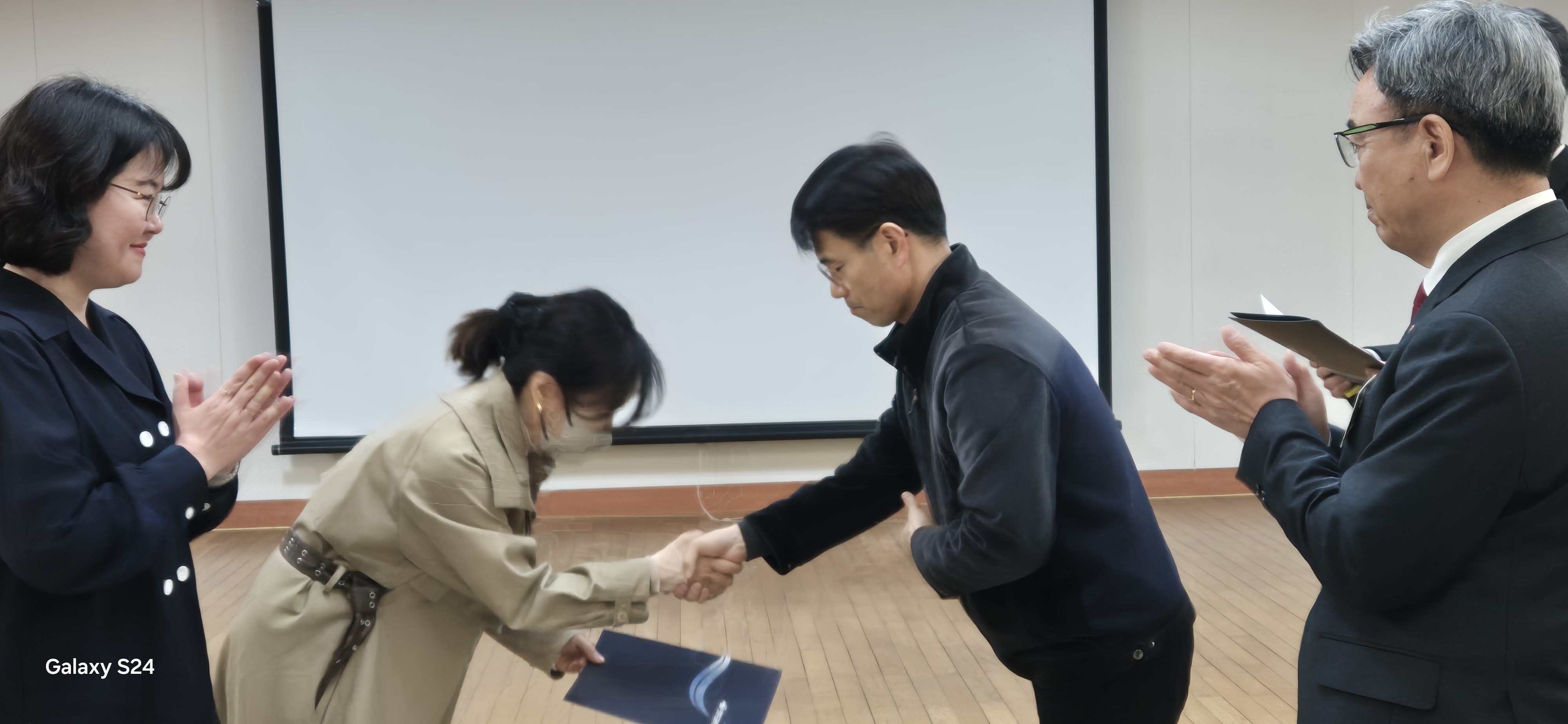 KakaoTalk_20250416_122603629_04.jpg
