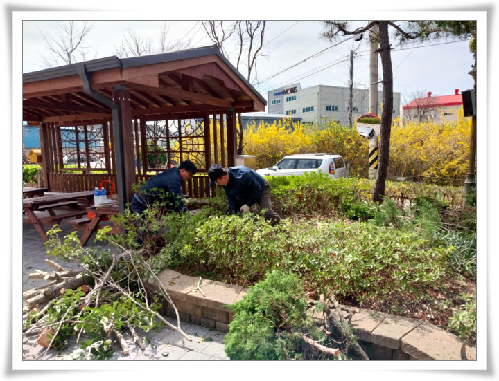 20250402 _성모정원 기초작업 (10).jpg