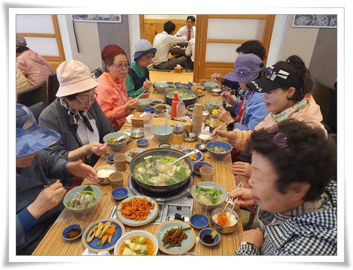 20240510노인대학야유회02.jpg
