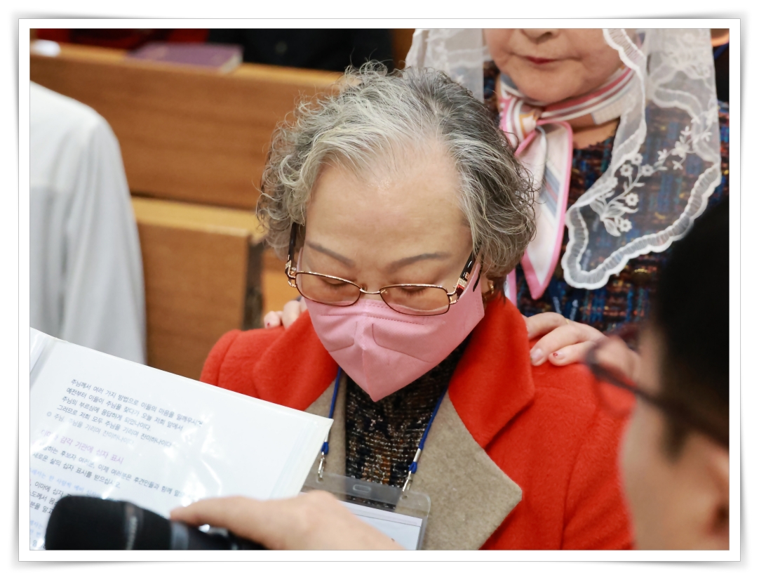 251102_받아들이는예식 (43).jpg