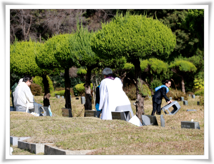 251102_합동위령미사 (31).jpg