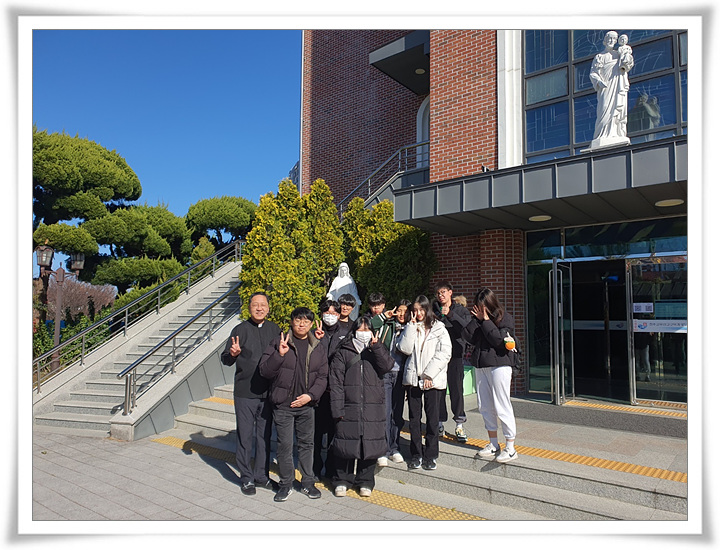 KakaoTalk_20231129_122244793_05.jpg