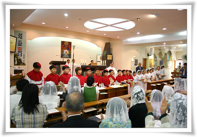 20060618 주일학교 어린이 첫 영성체 06.06.18 (76).jpg