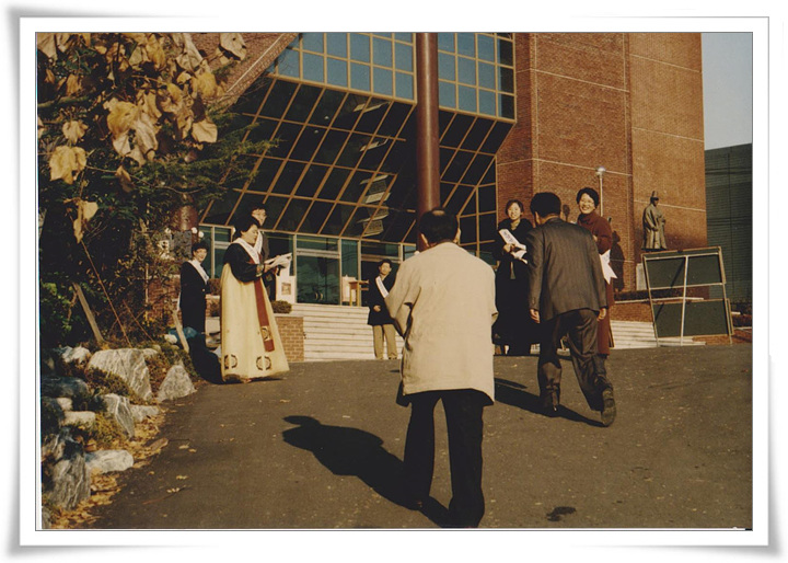 19971123_남천성당성화판매02.jpg