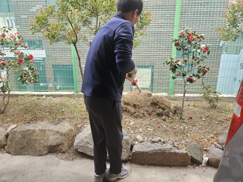 [꾸미기]KakaoTalk_20250405_151227796_16.jpg
