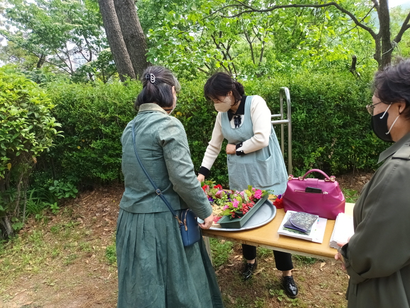 kioiiGvOwYLeSXbHN813.jpg