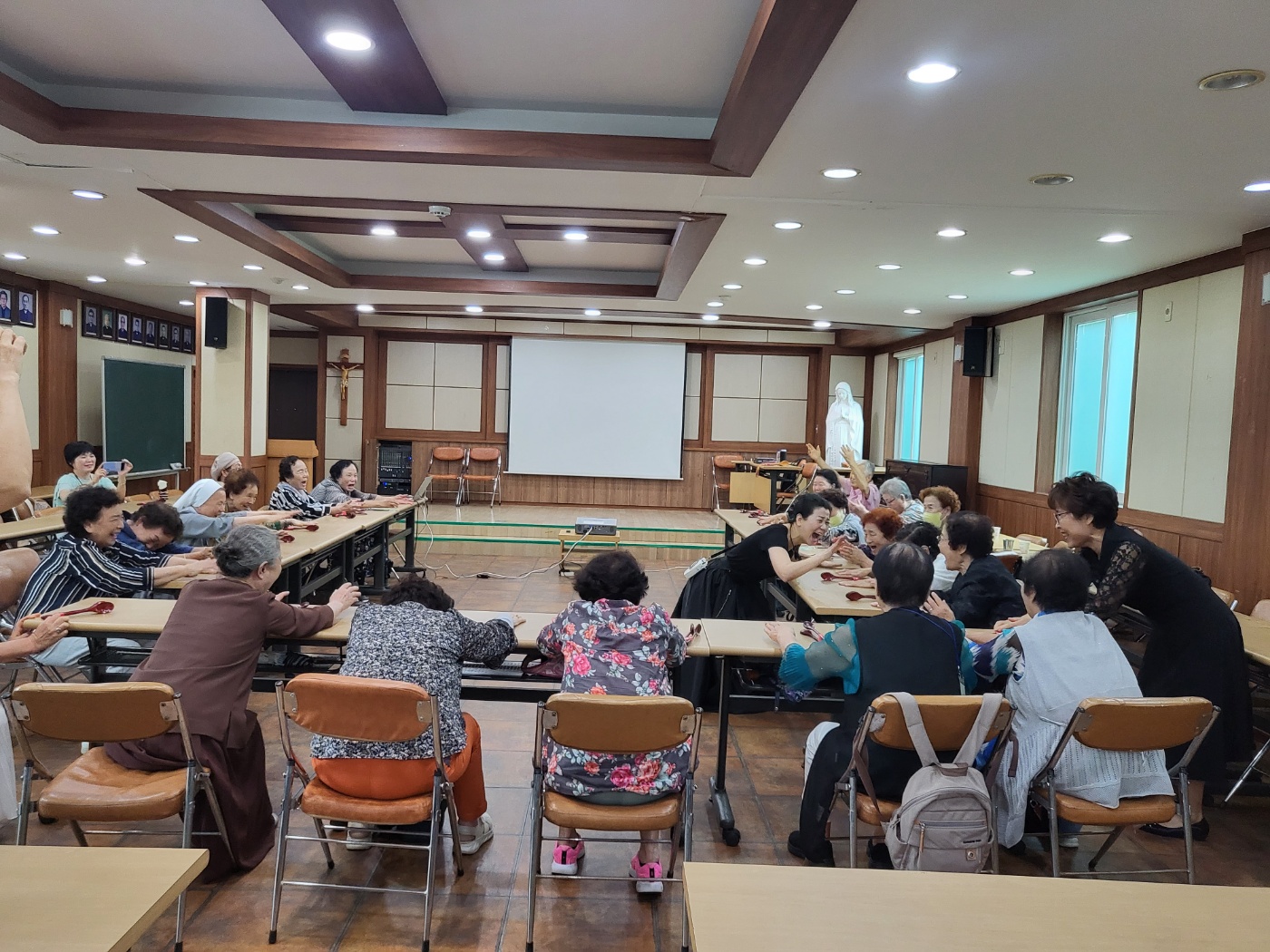 KakaoTalk_20231003_130043780_09.jpg